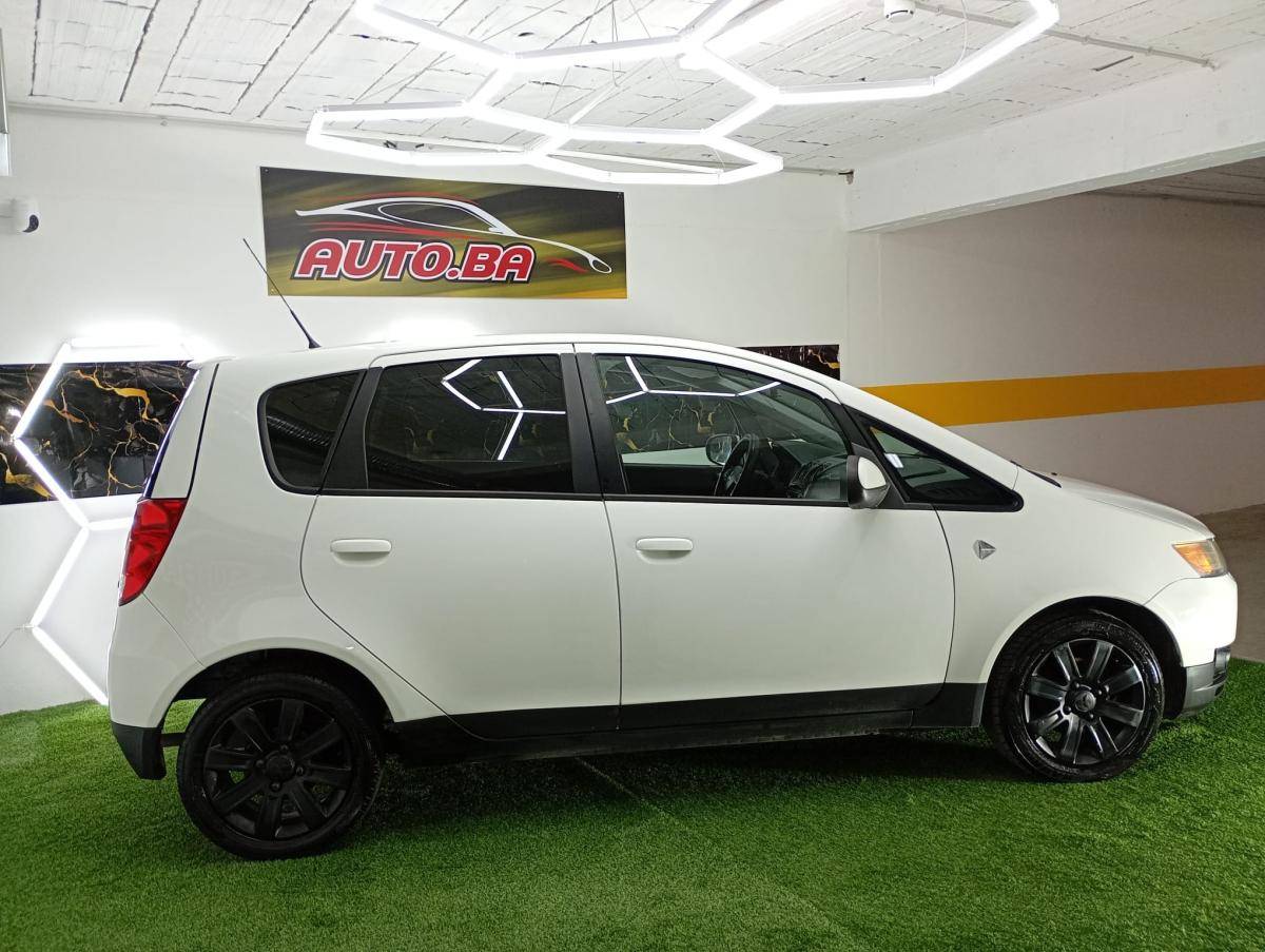 mitsubishi-colt-2009-gasolina-1332cc