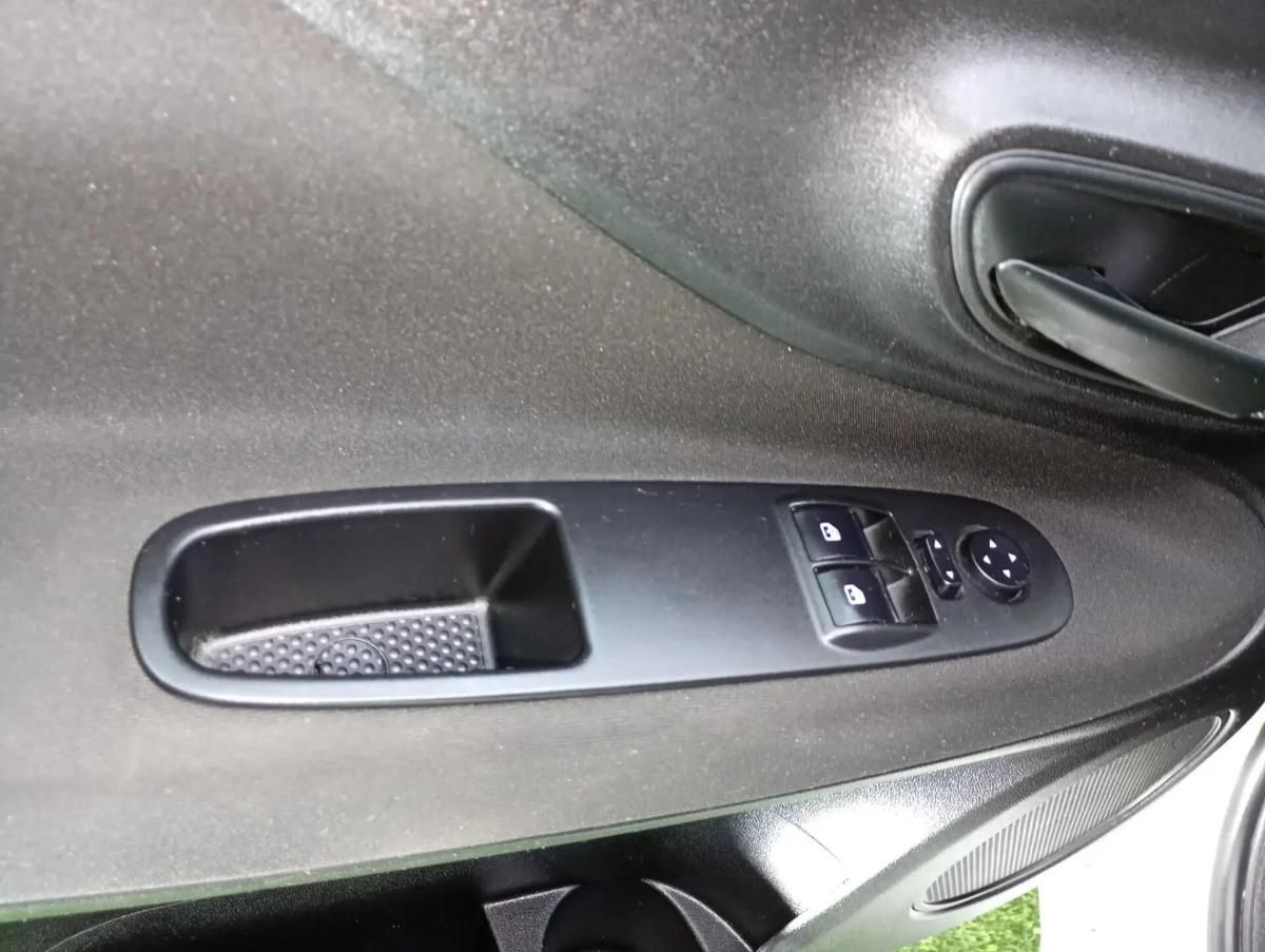 fiat-punto-2018-diesel-1248cc