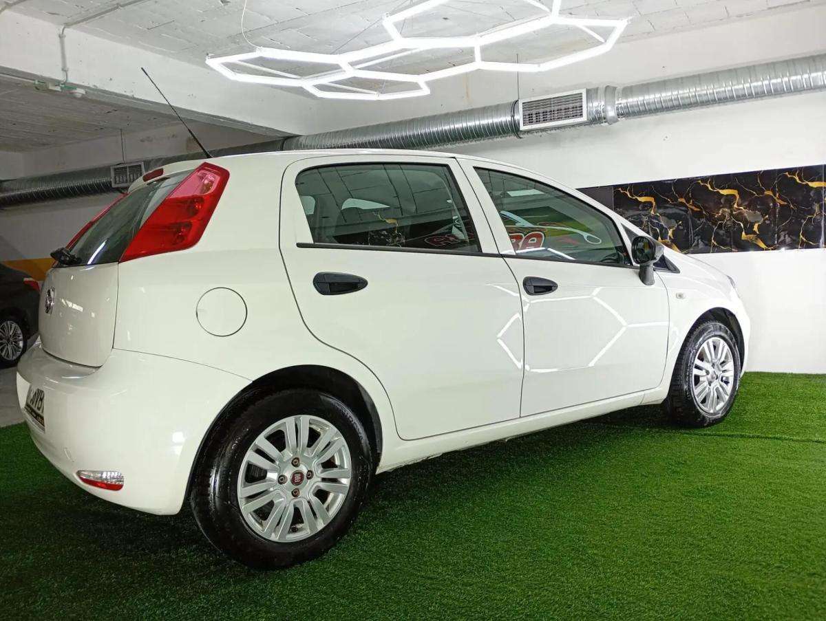 fiat-punto-2018-diesel-1248cc