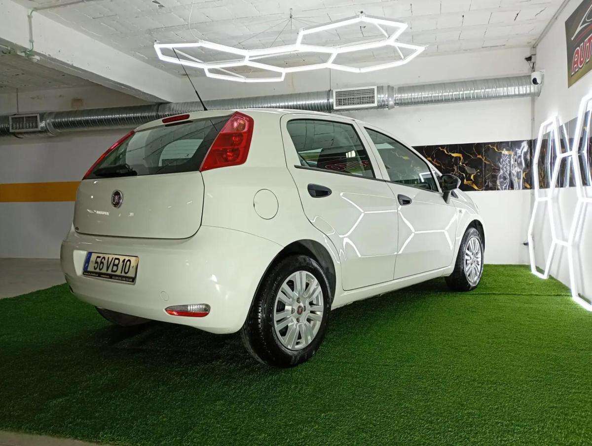 fiat-punto-2018-diesel-1248cc