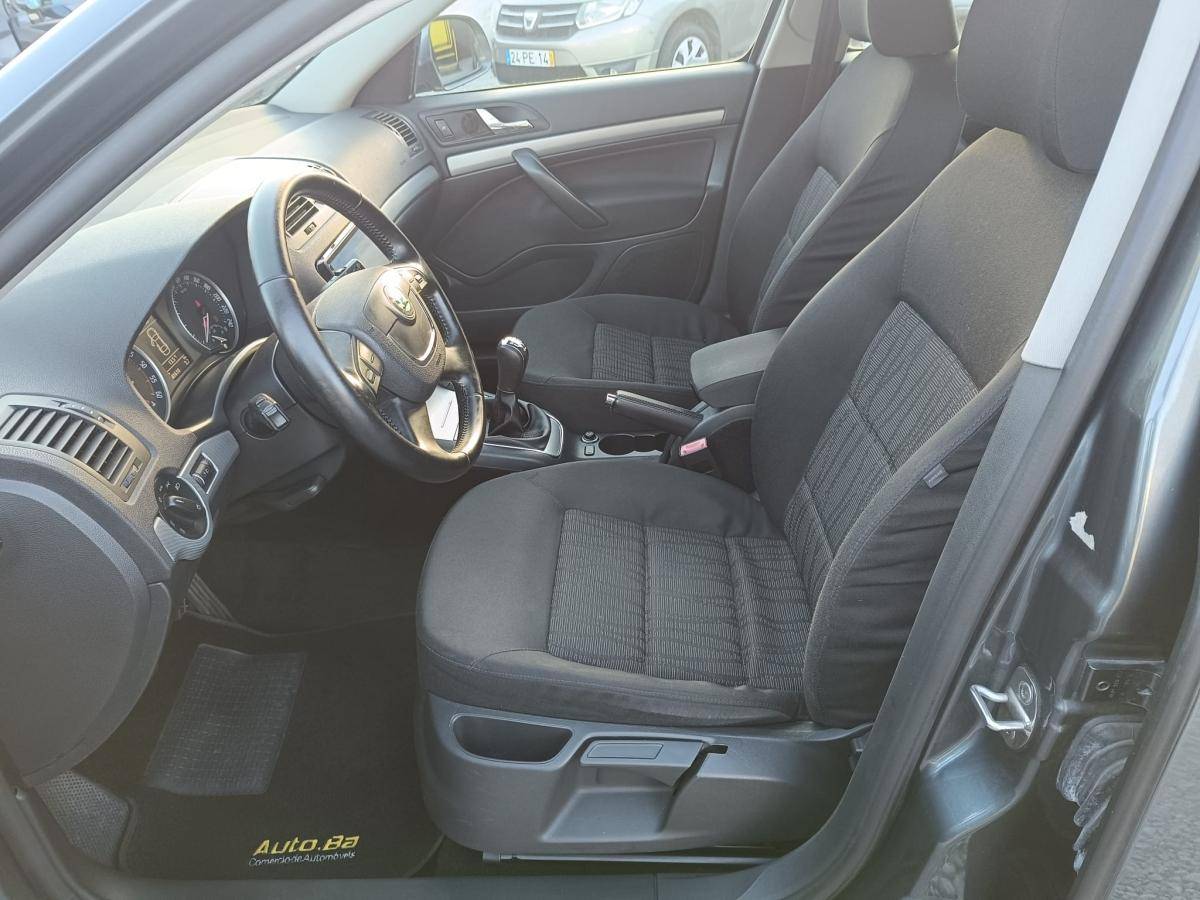 skoda-octavia-2009-diesel-1896cc