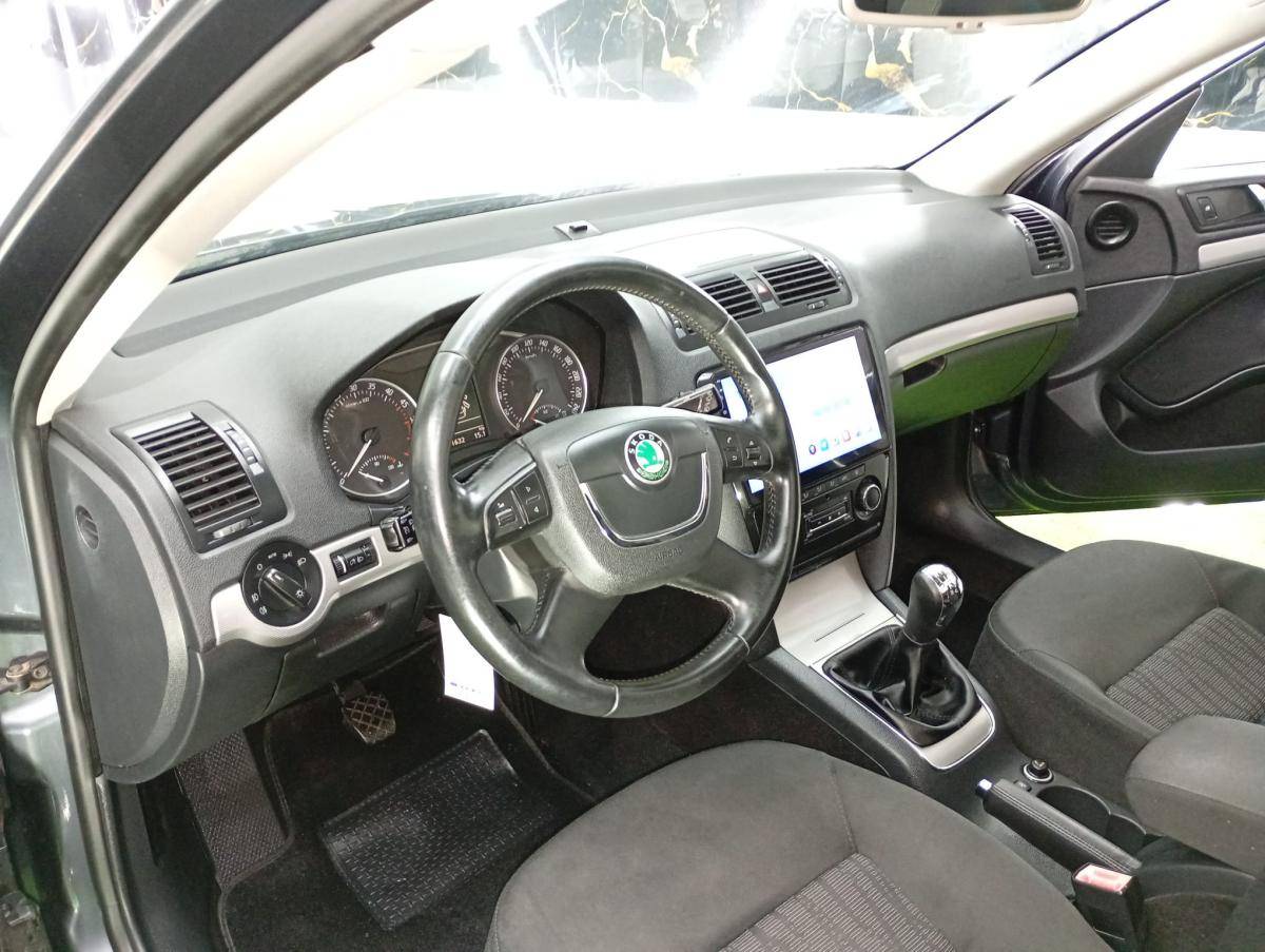 skoda-octavia-2009-diesel-1896cc