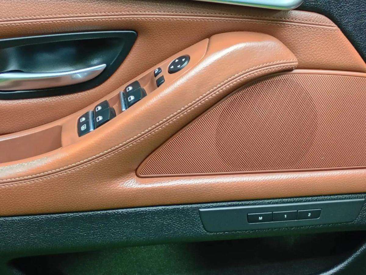 bmw-serie-5-525d-sedan-2011-diesel-2993cc