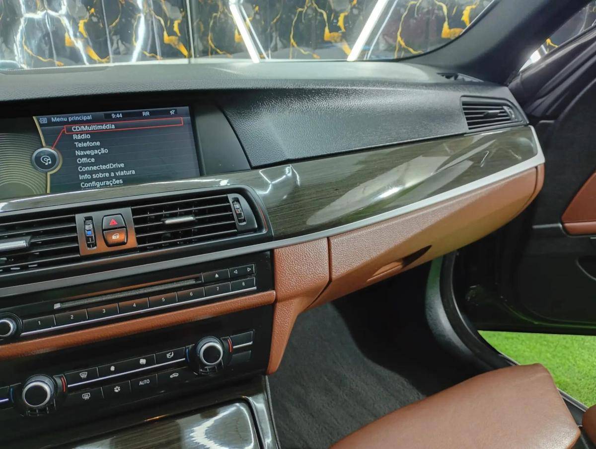 bmw-serie-5-525d-sedan-2011-diesel-2993cc
