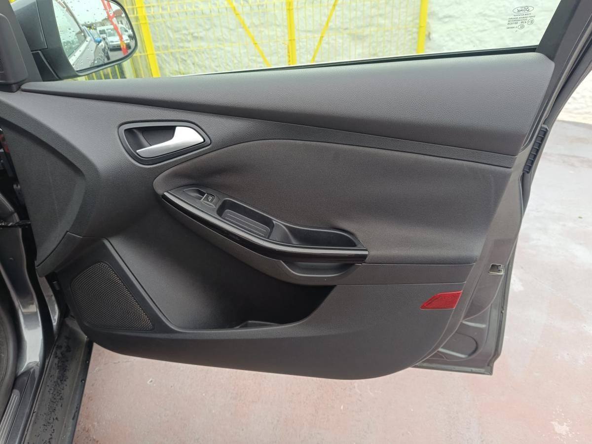 ford-focus-2016-gasolina-998cc