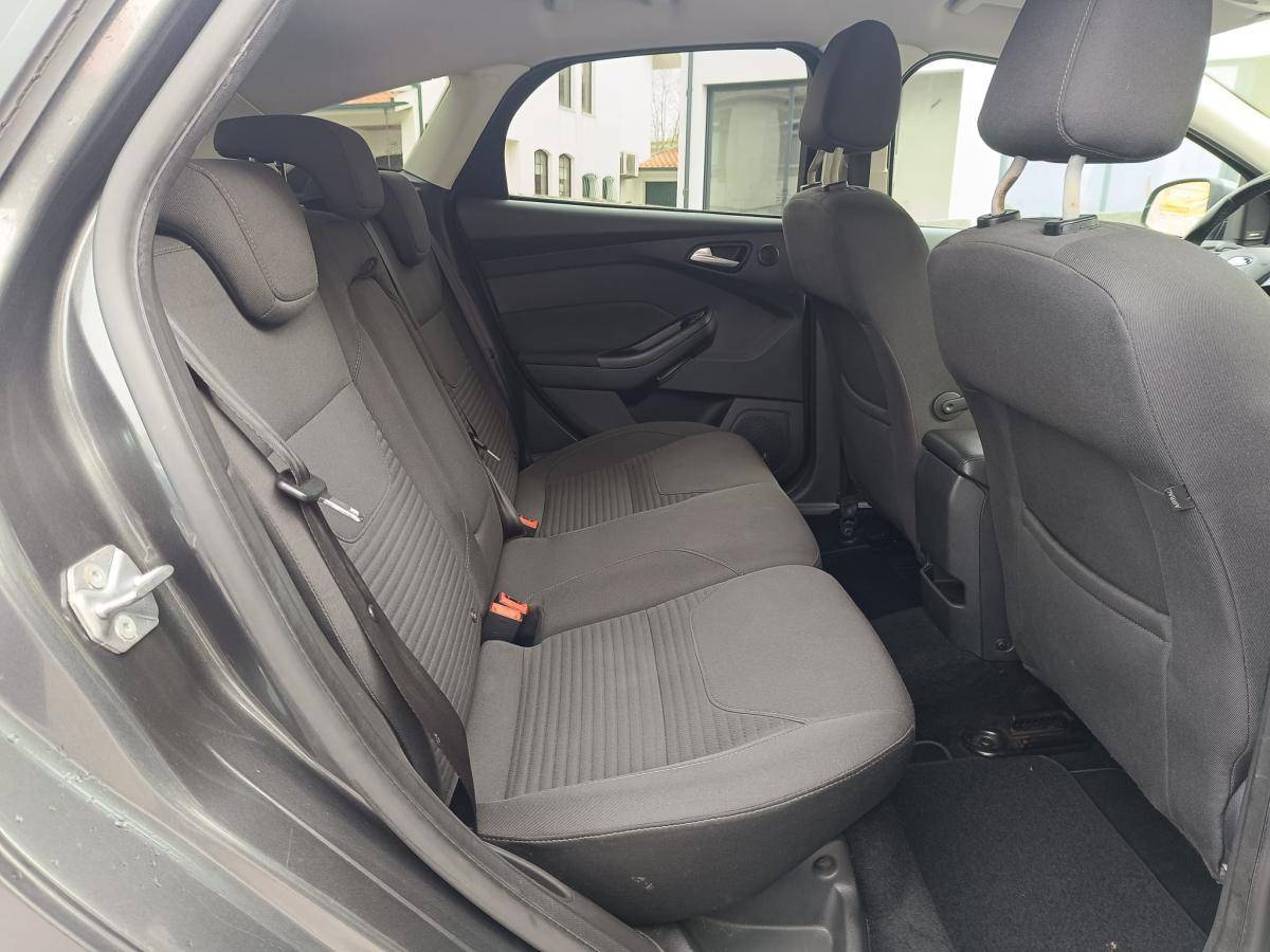 ford-focus-2016-gasolina-998cc