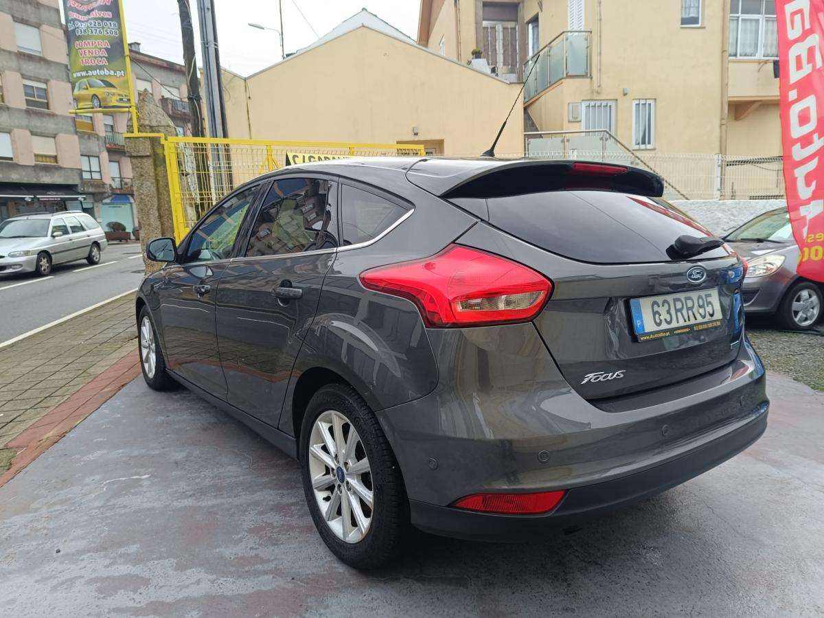 ford-focus-2016-gasolina-998cc