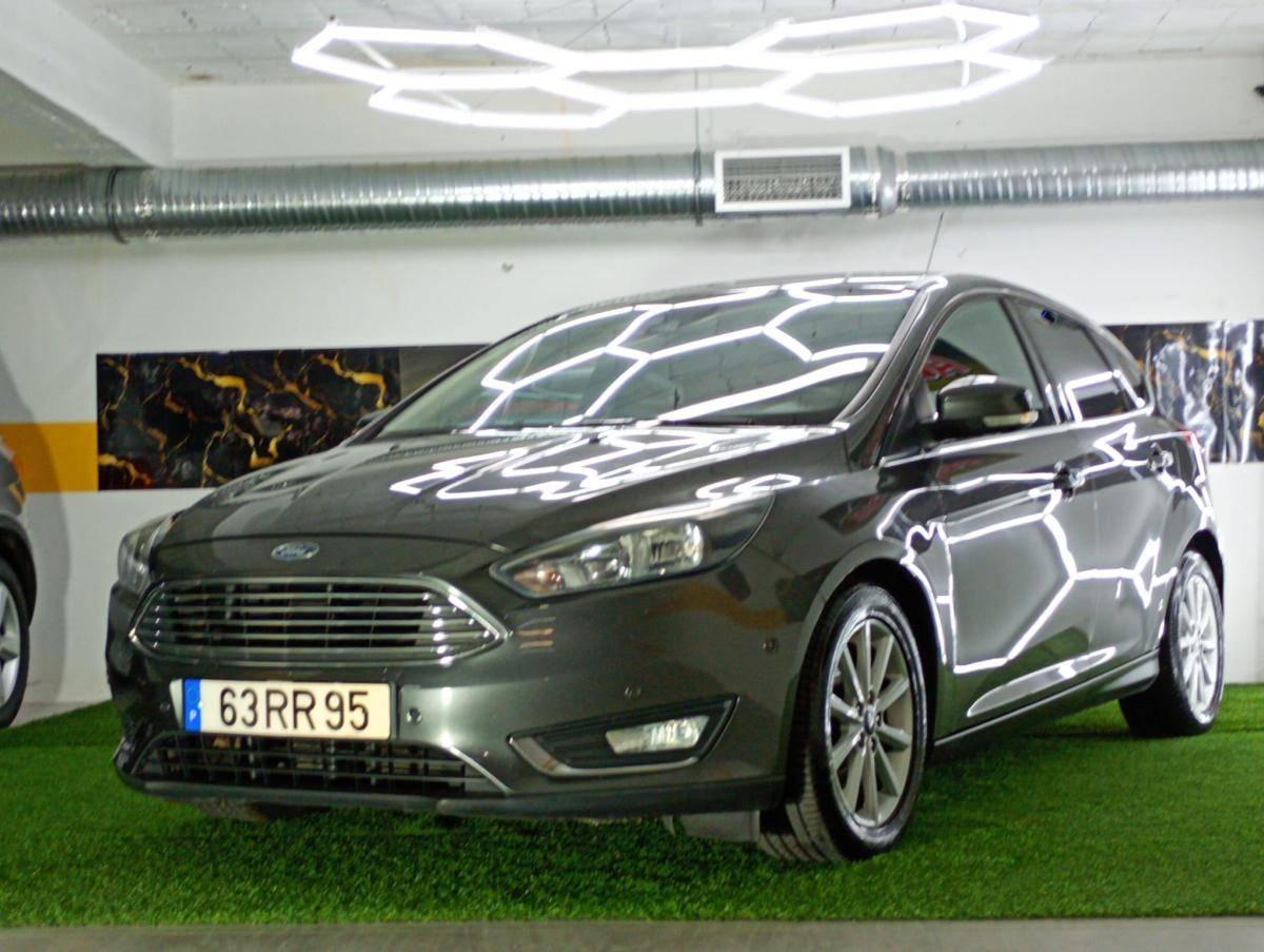 ford-focus-2016-gasolina-998cc