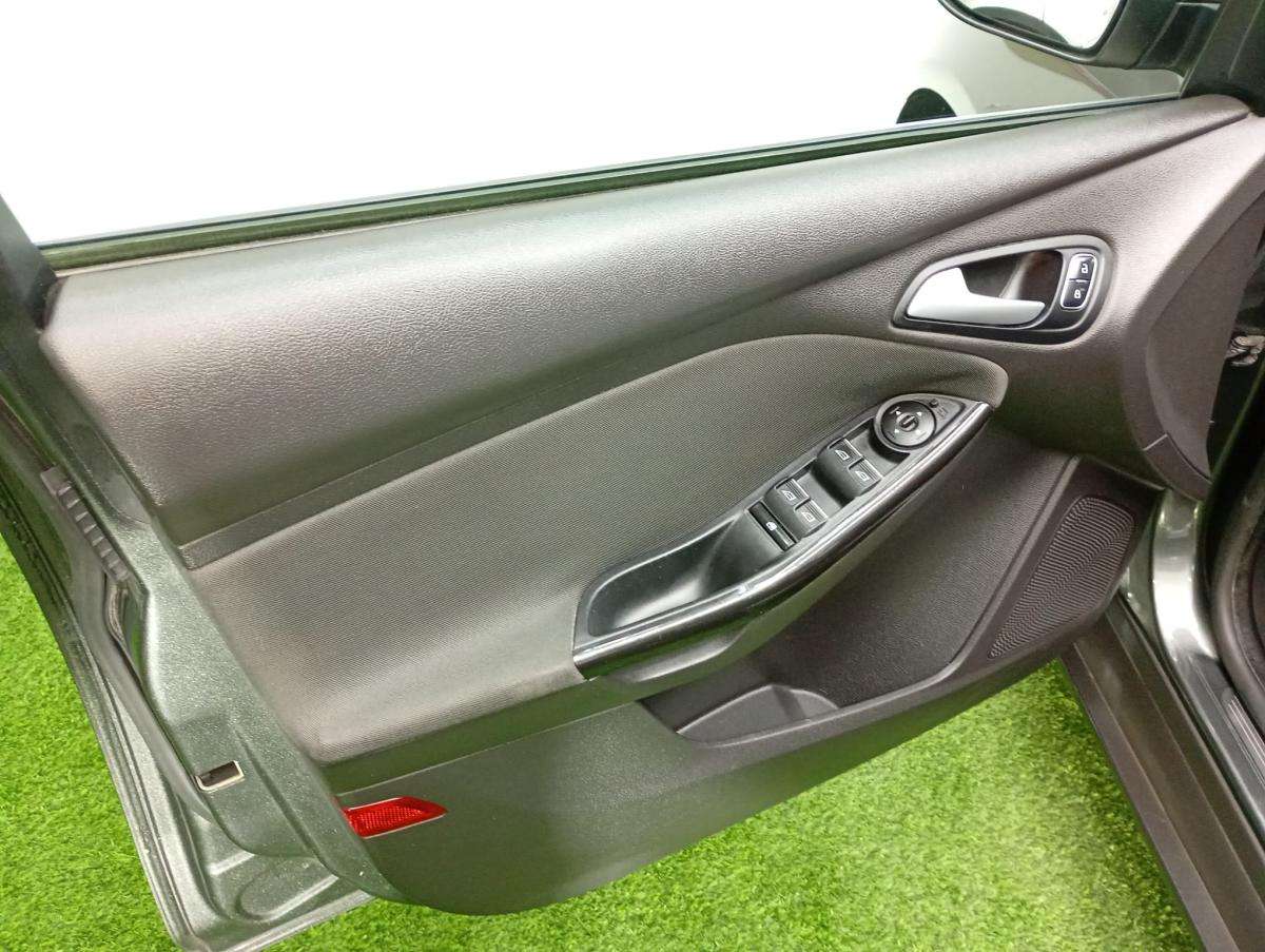 ford-focus-2016-gasolina-998cc