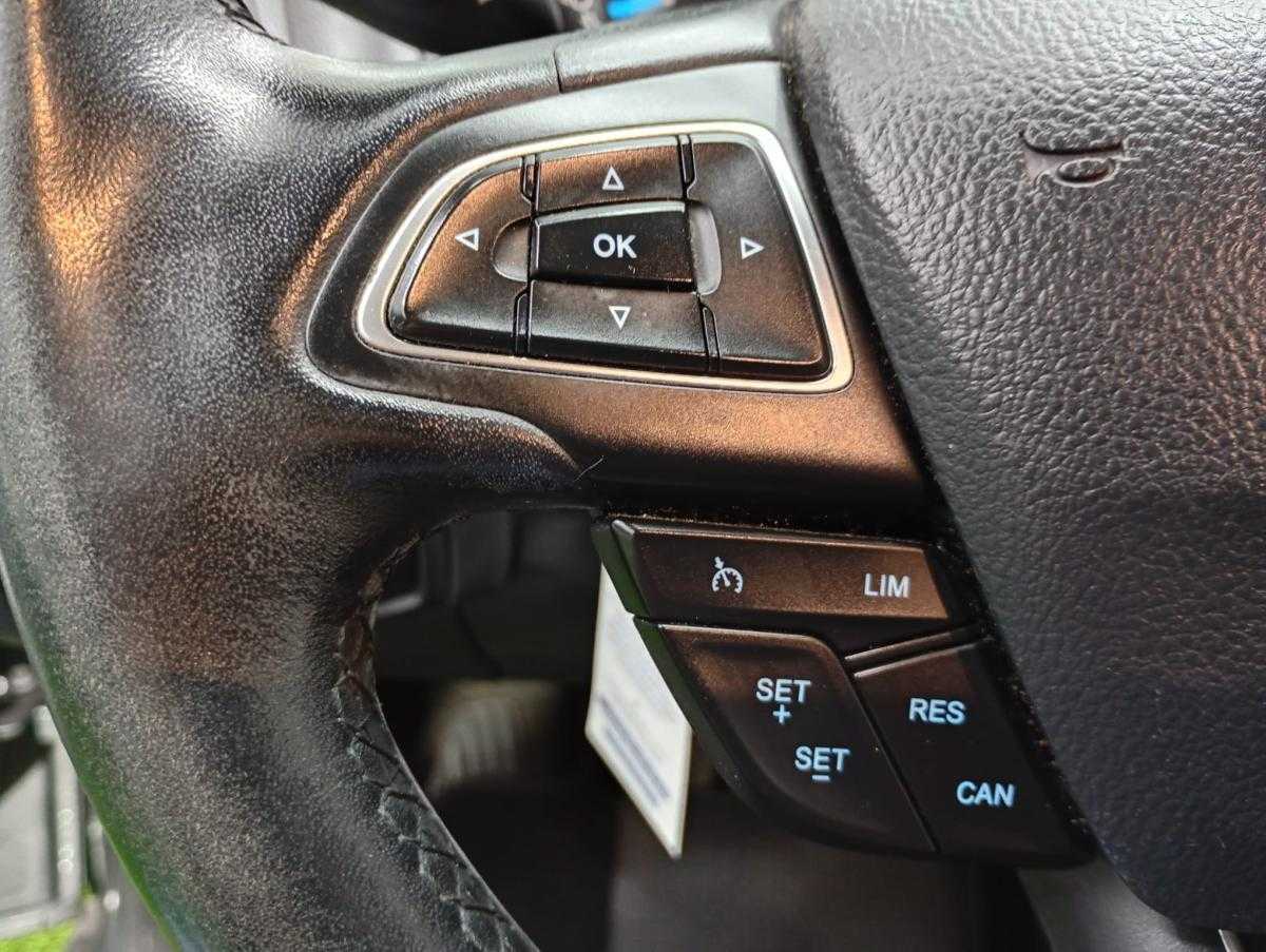 ford-focus-2016-gasolina-998cc
