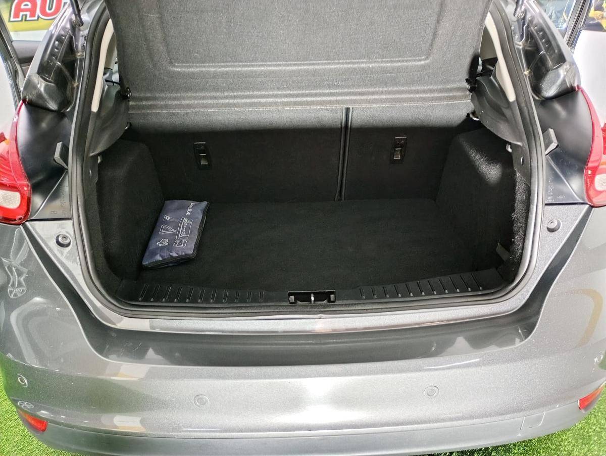 ford-focus-2016-gasolina-998cc