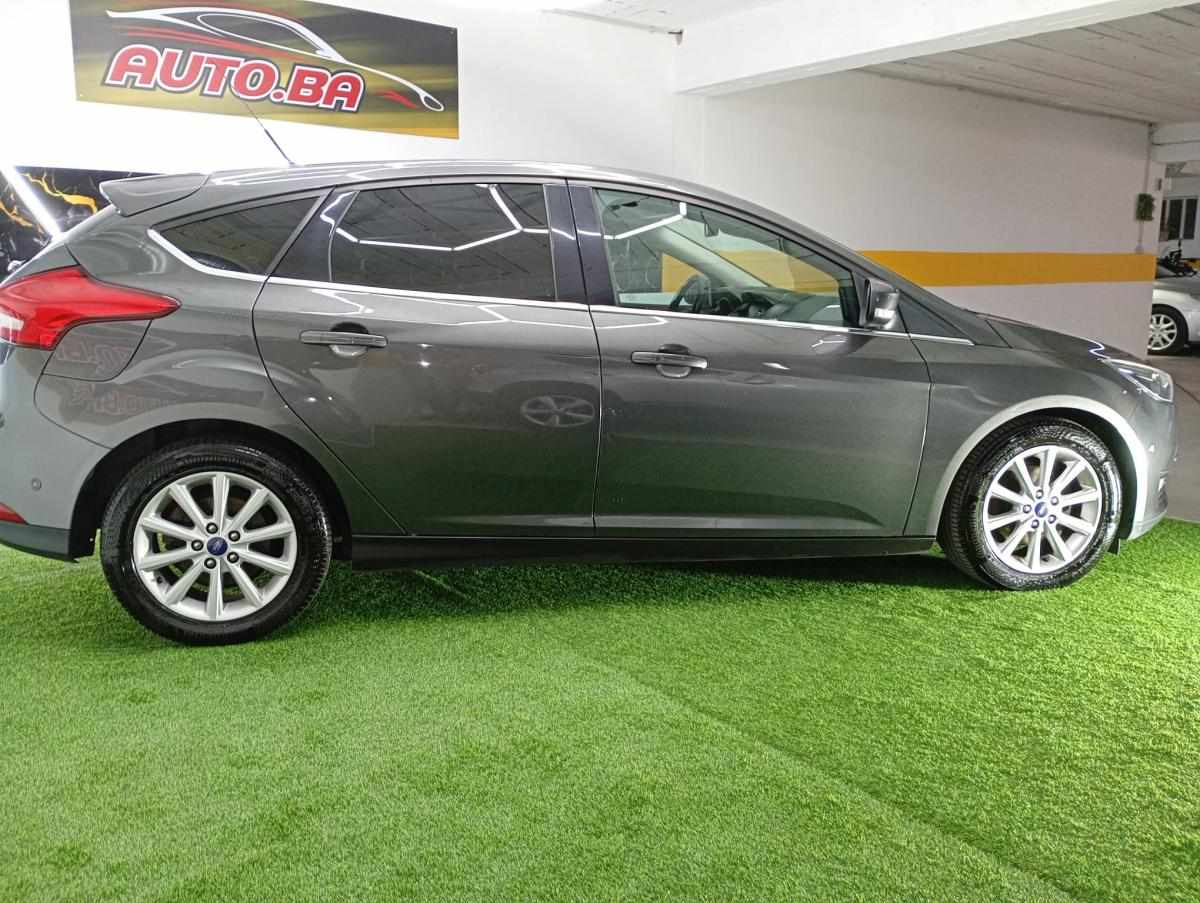ford-focus-2016-gasolina-998cc