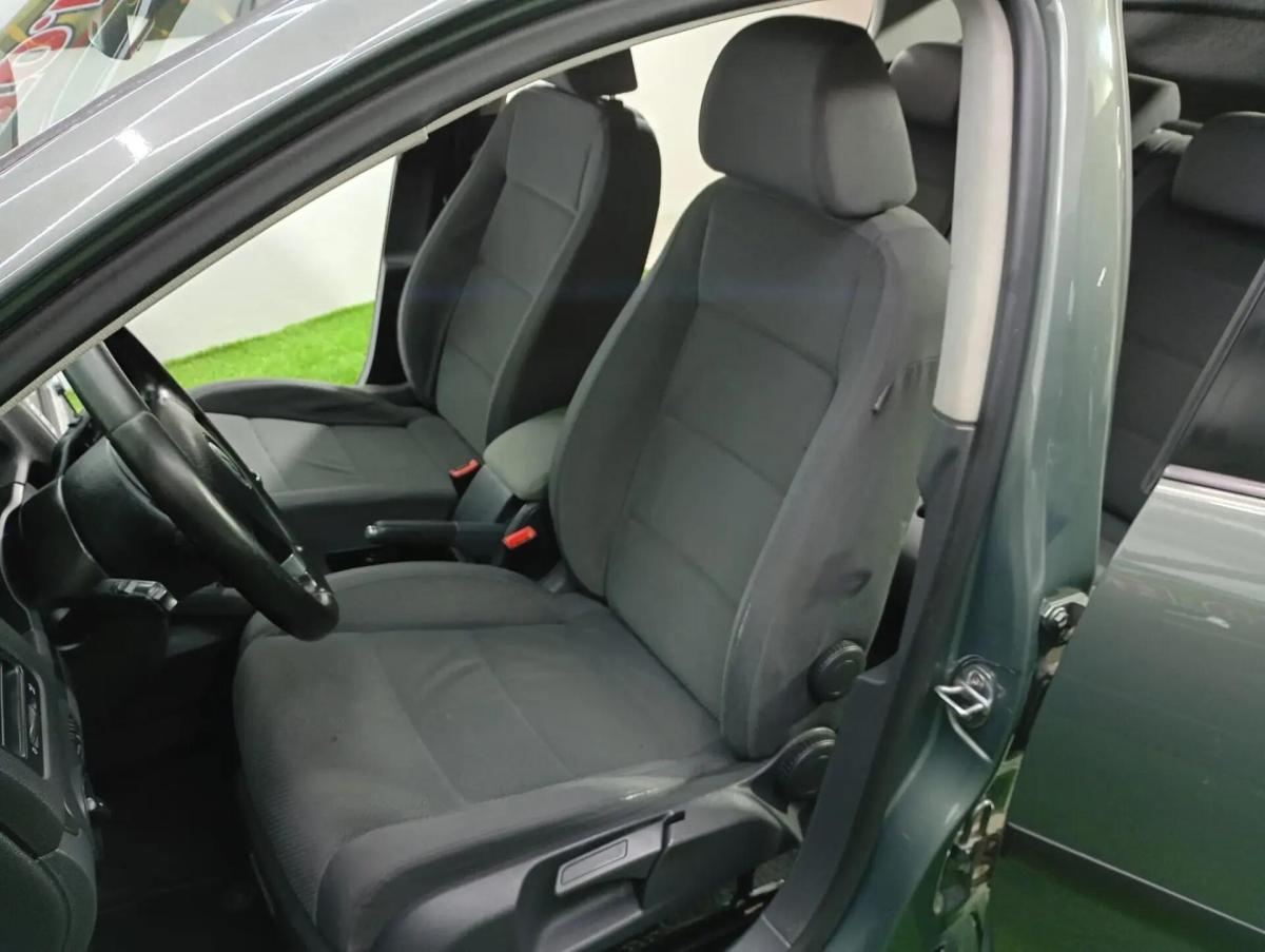 volkswagen-golf-2007-diesel-1896cc