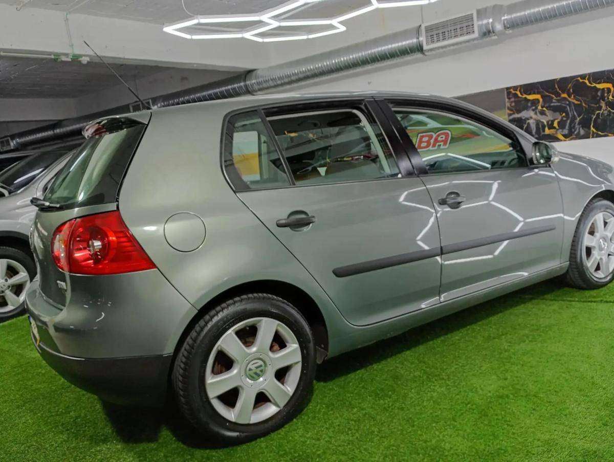volkswagen-golf-2007-diesel-1896cc