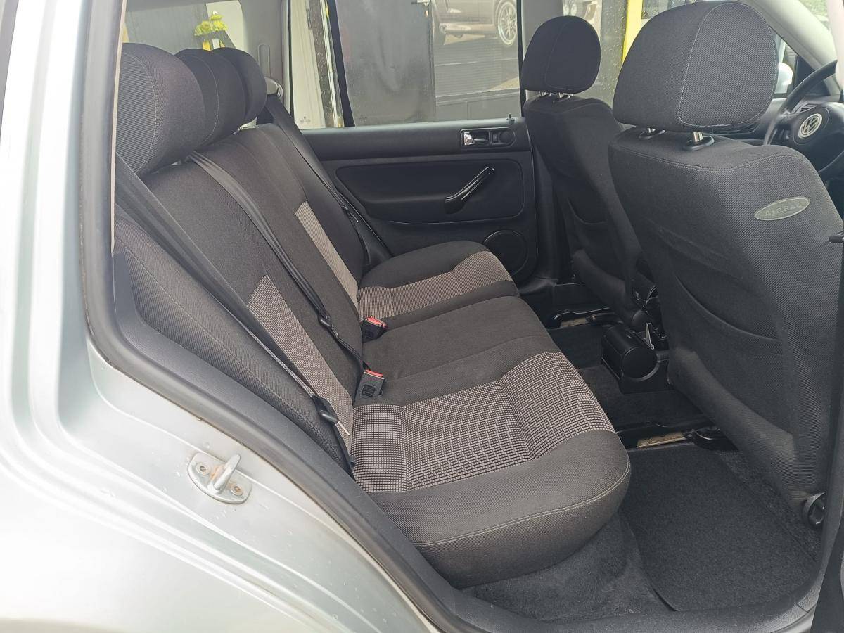 volkswagen-golf-variant-2002-diesel-1896cc