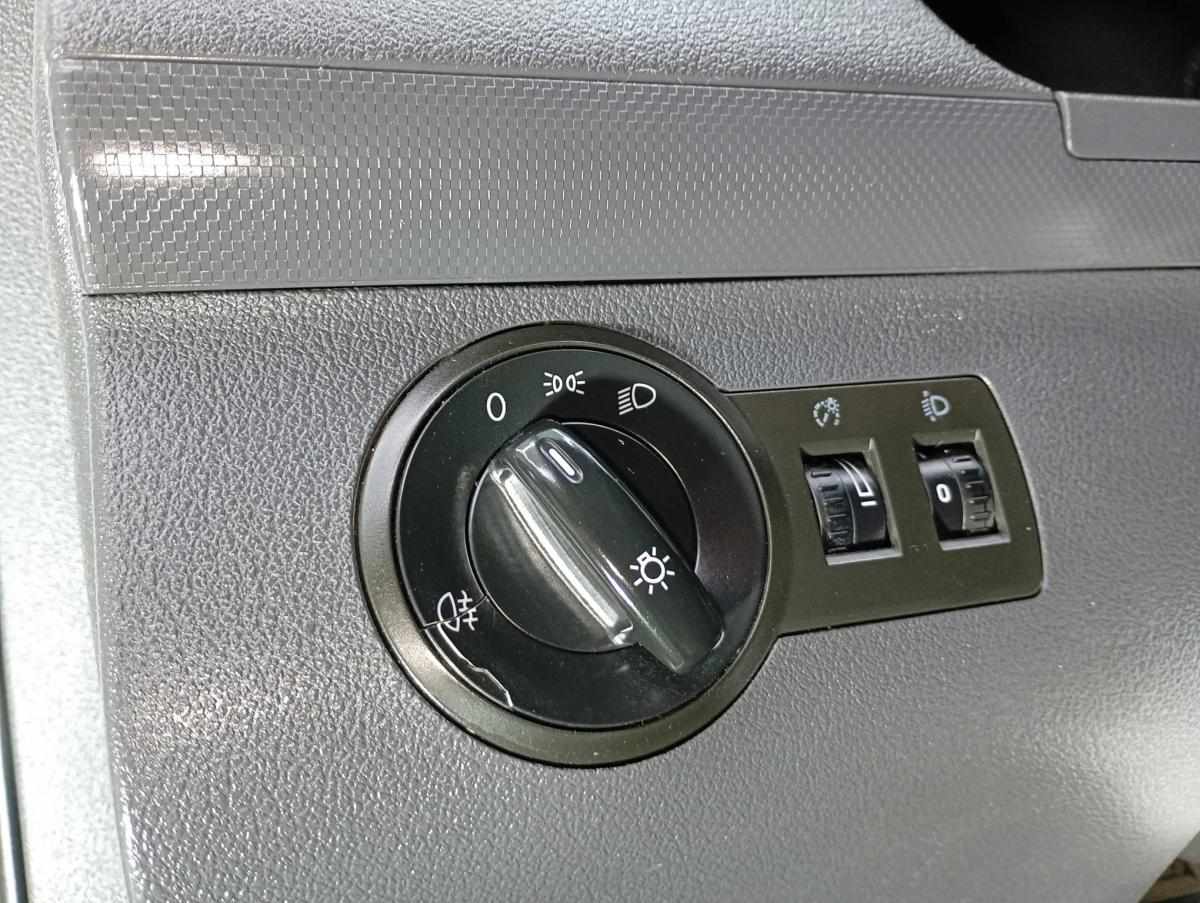 volkswagen-caddy-2007-diesel-1896cc