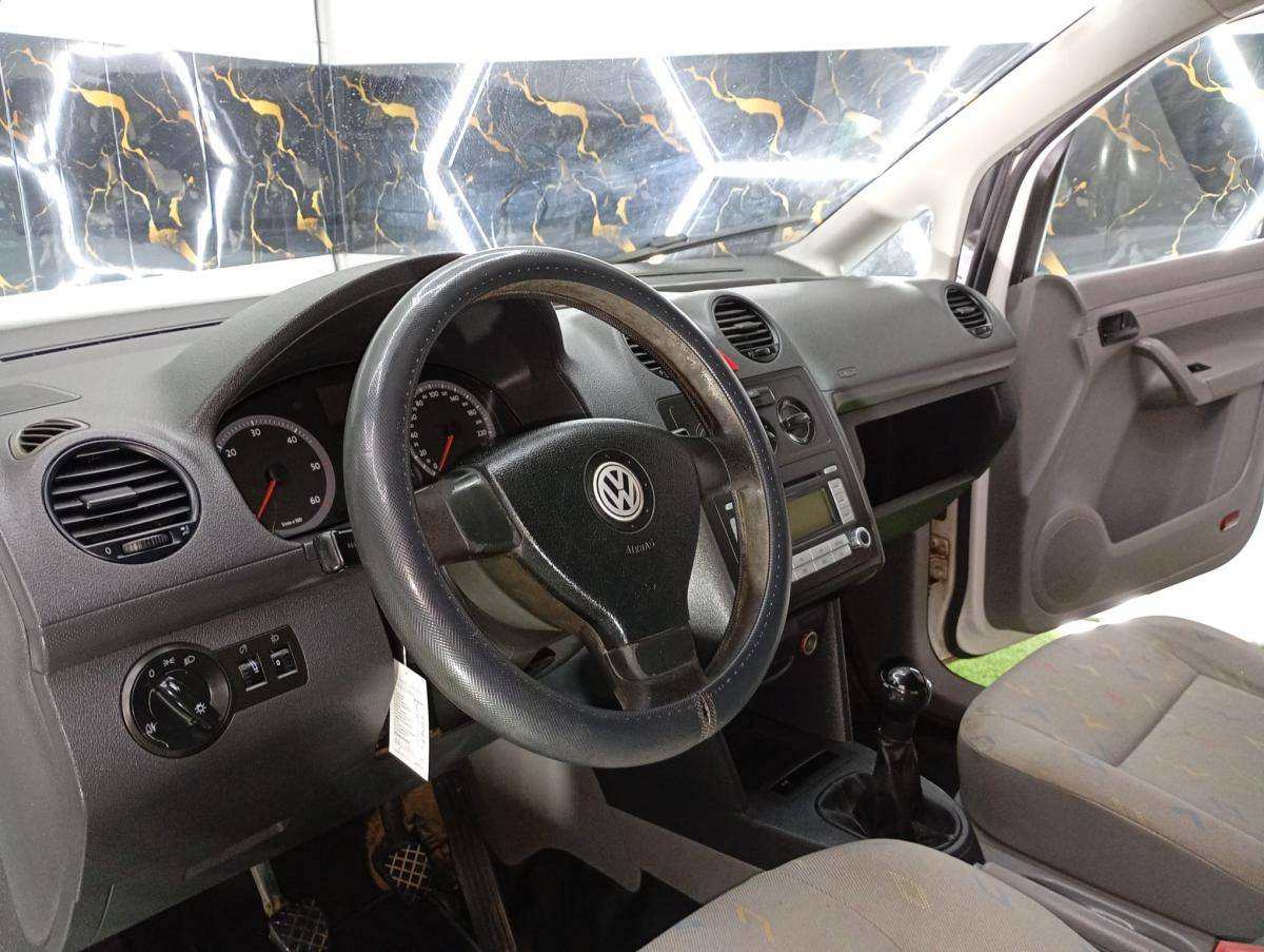 volkswagen-caddy-2007-diesel-1896cc