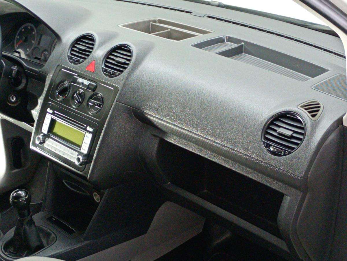 volkswagen-caddy-2007-diesel-1896cc