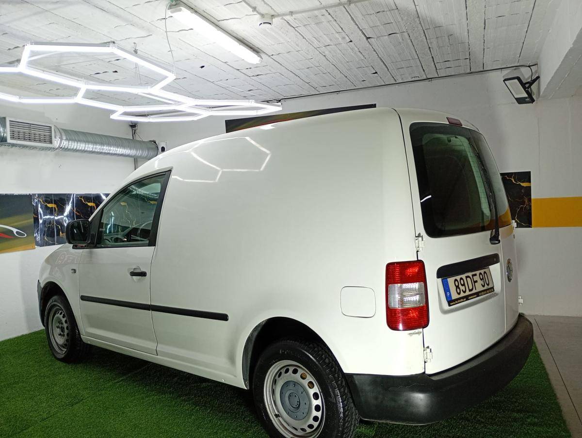 volkswagen-caddy-2007-diesel-1896cc