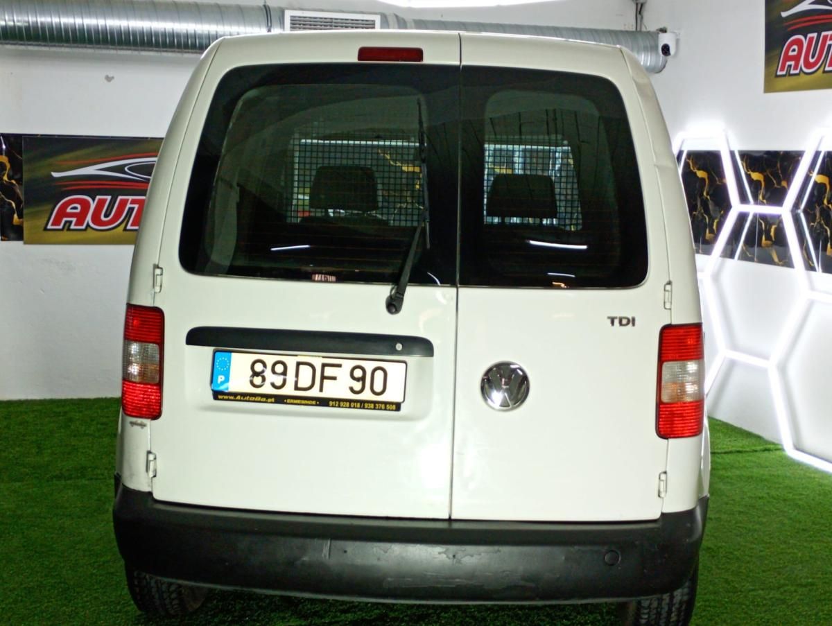 volkswagen-caddy-2007-diesel-1896cc