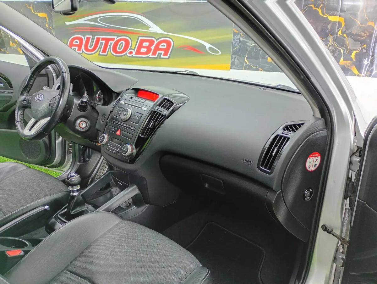 kia-ceed-sw-2010-hibrido-a-diesel-1900cc