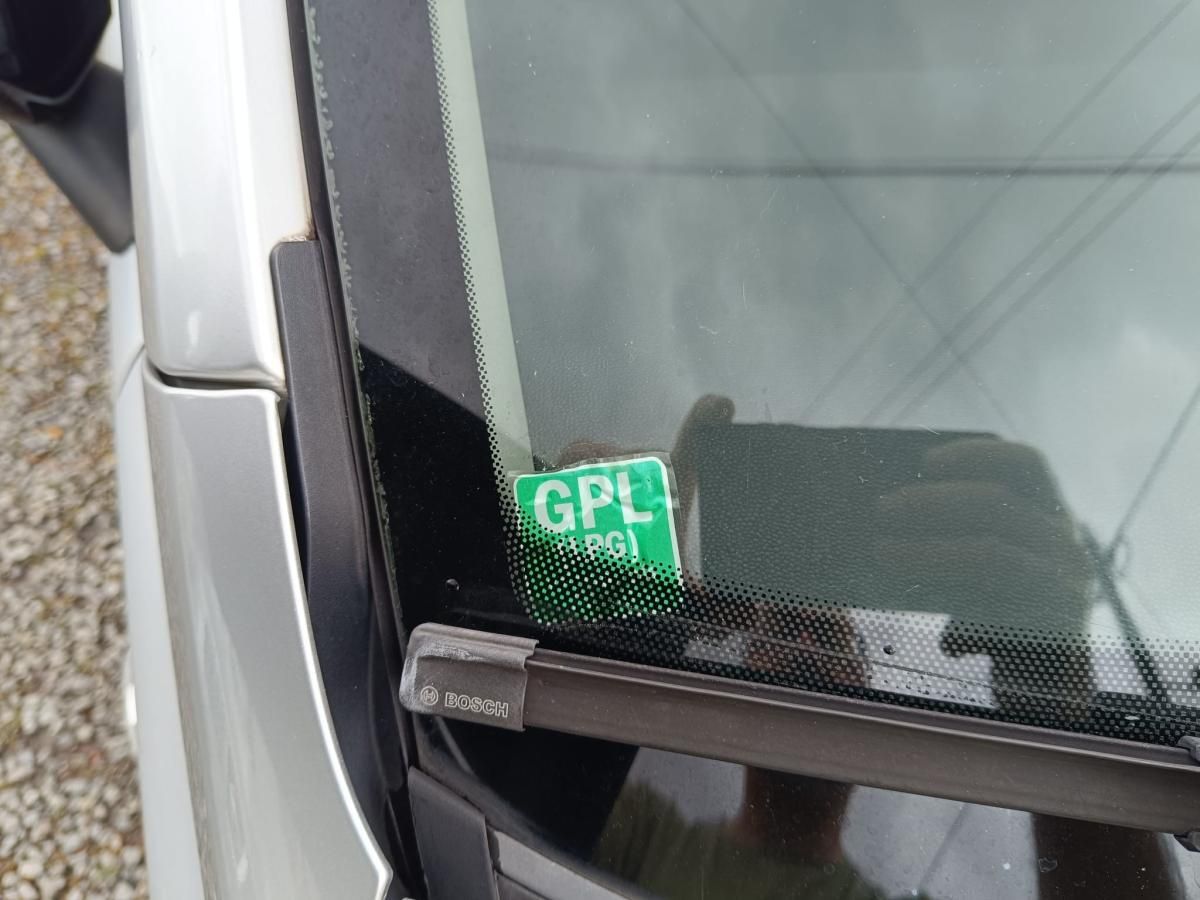 opel-corsa-2011-gpl-1229cc