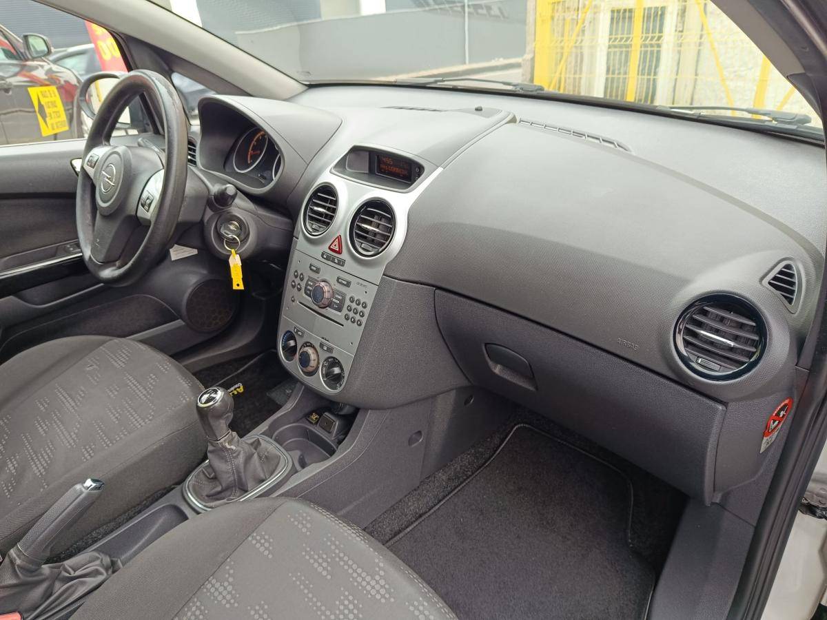 opel-corsa-2011-gpl-1229cc