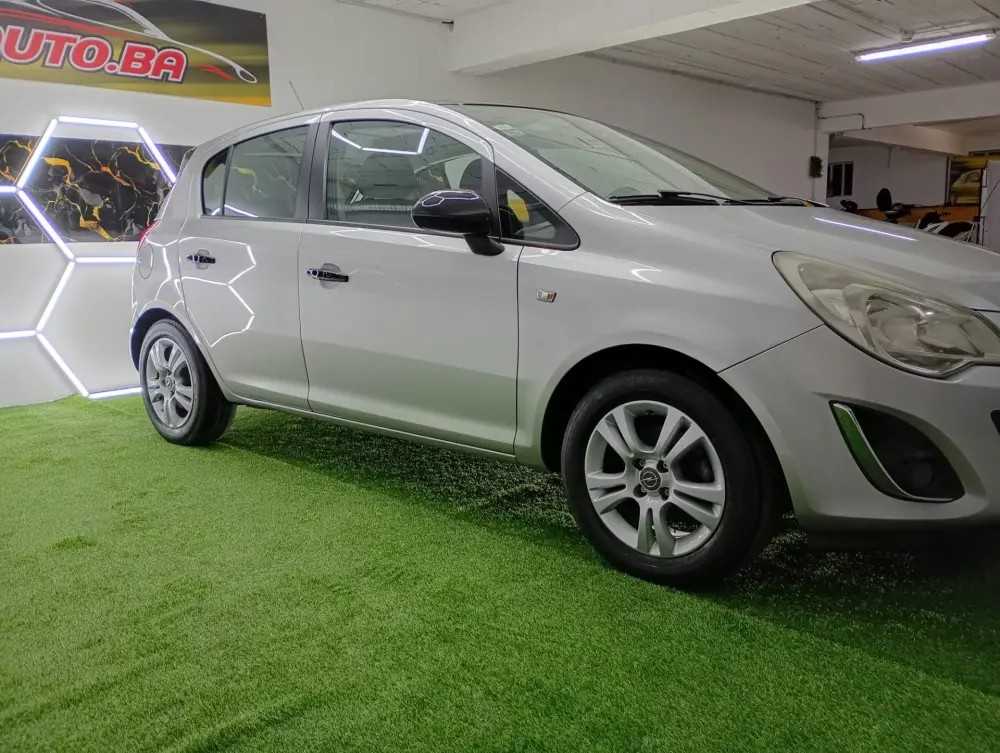 opel-corsa-2011-gpl-1229cc