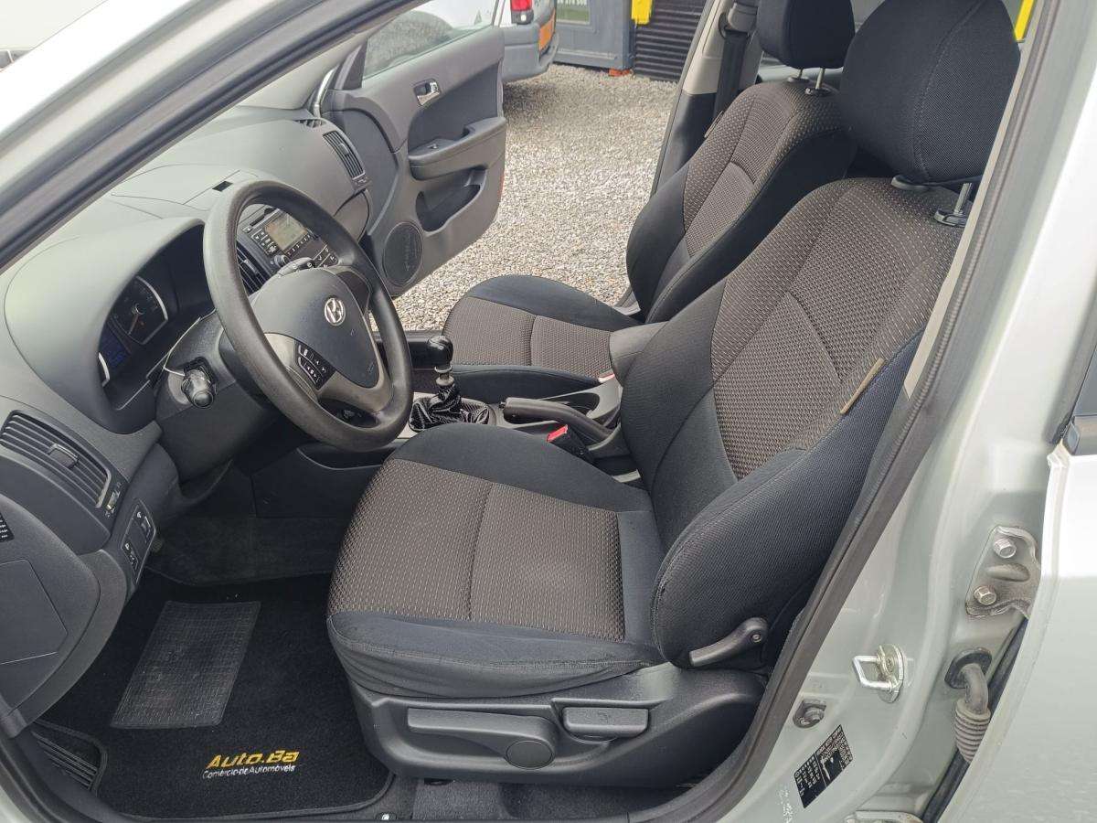 hyundai-i30-2007-diesel-1582cc
