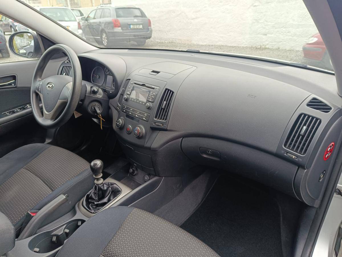 hyundai-i30-2007-diesel-1582cc