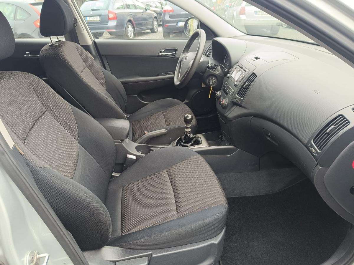 hyundai-i30-2007-diesel-1582cc