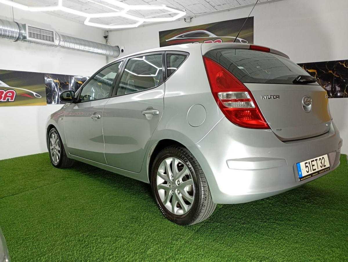 hyundai-i30-2007-diesel-1582cc