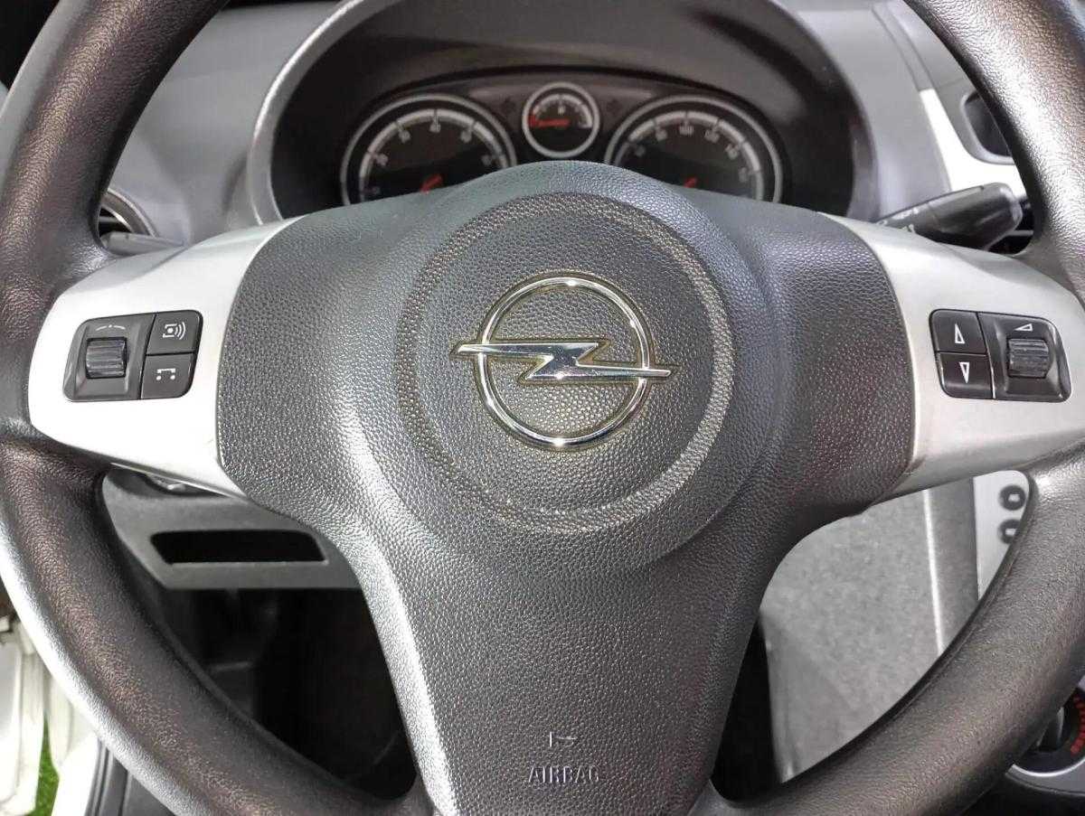 opel-corsa-2011-gpl-1229cc
