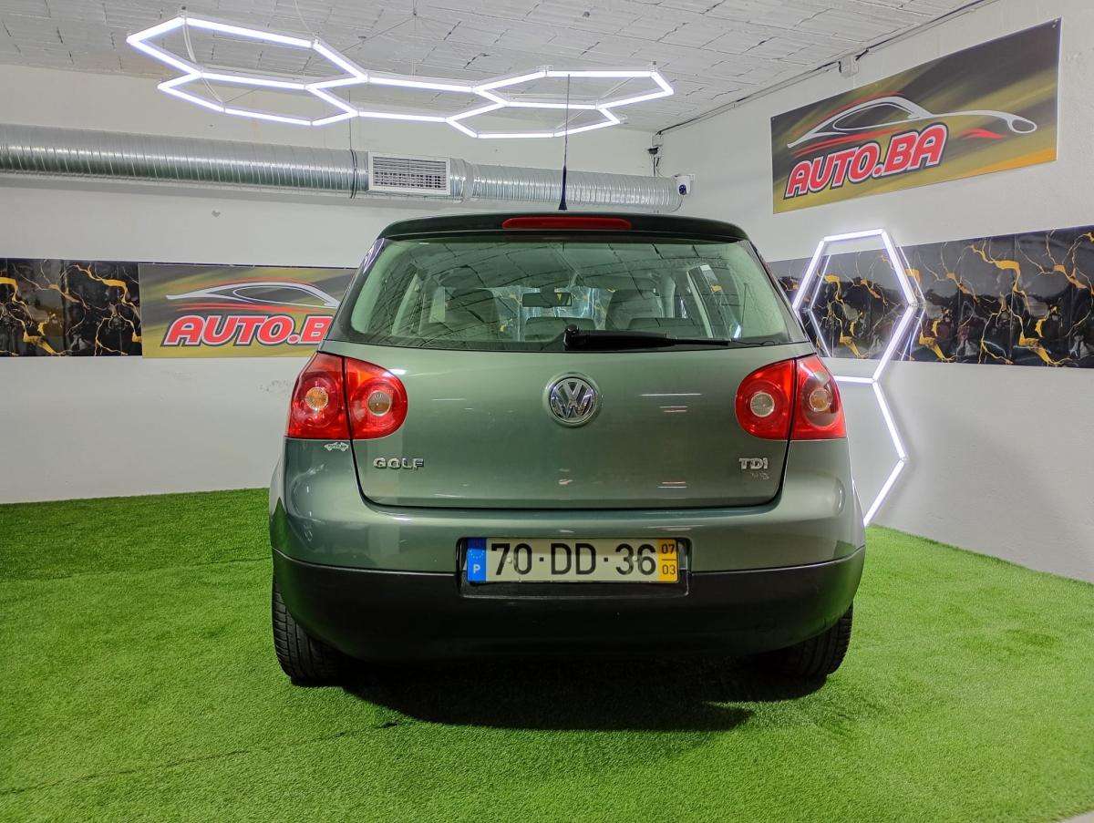 volkswagen-golf-2007-diesel-1896cc