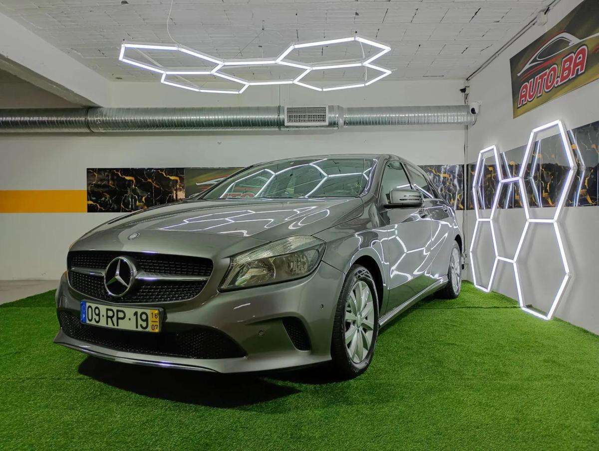 mercedes-benz-180-style-2016-diesel-1461cc