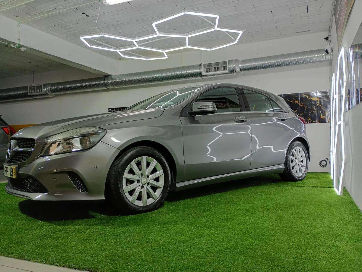 mercedes-benz-180-style-2016-diesel-1461cc