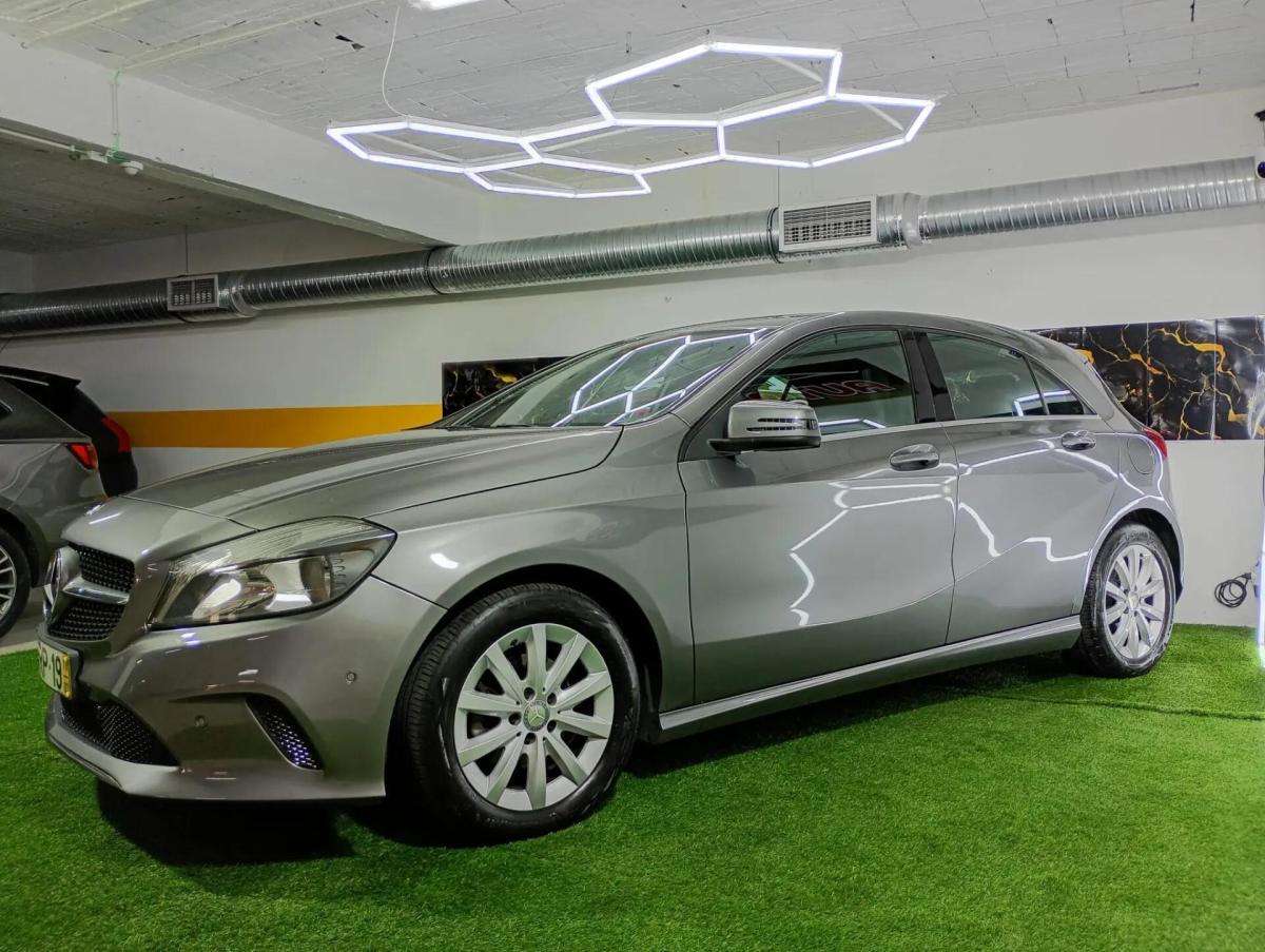 mercedes-benz-180-style-2016-diesel-1461cc