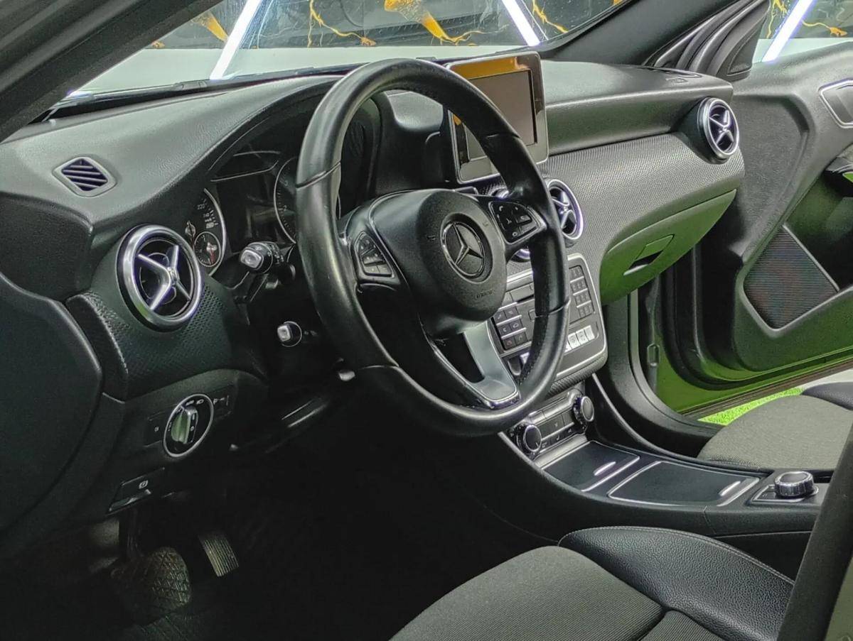 mercedes-benz-180-style-2016-diesel-1461cc