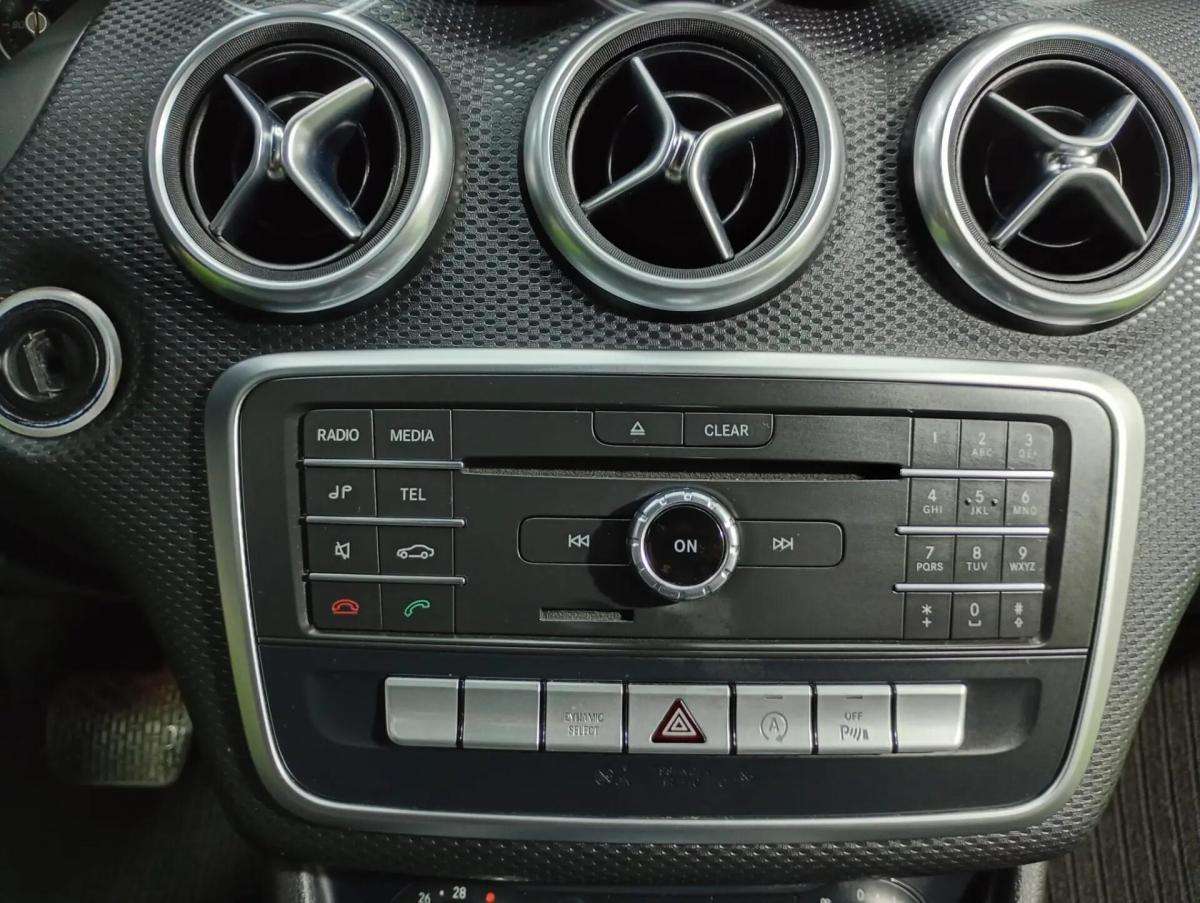 mercedes-benz-180-style-2016-diesel-1461cc