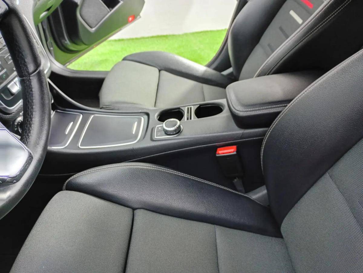 mercedes-benz-180-style-2016-diesel-1461cc