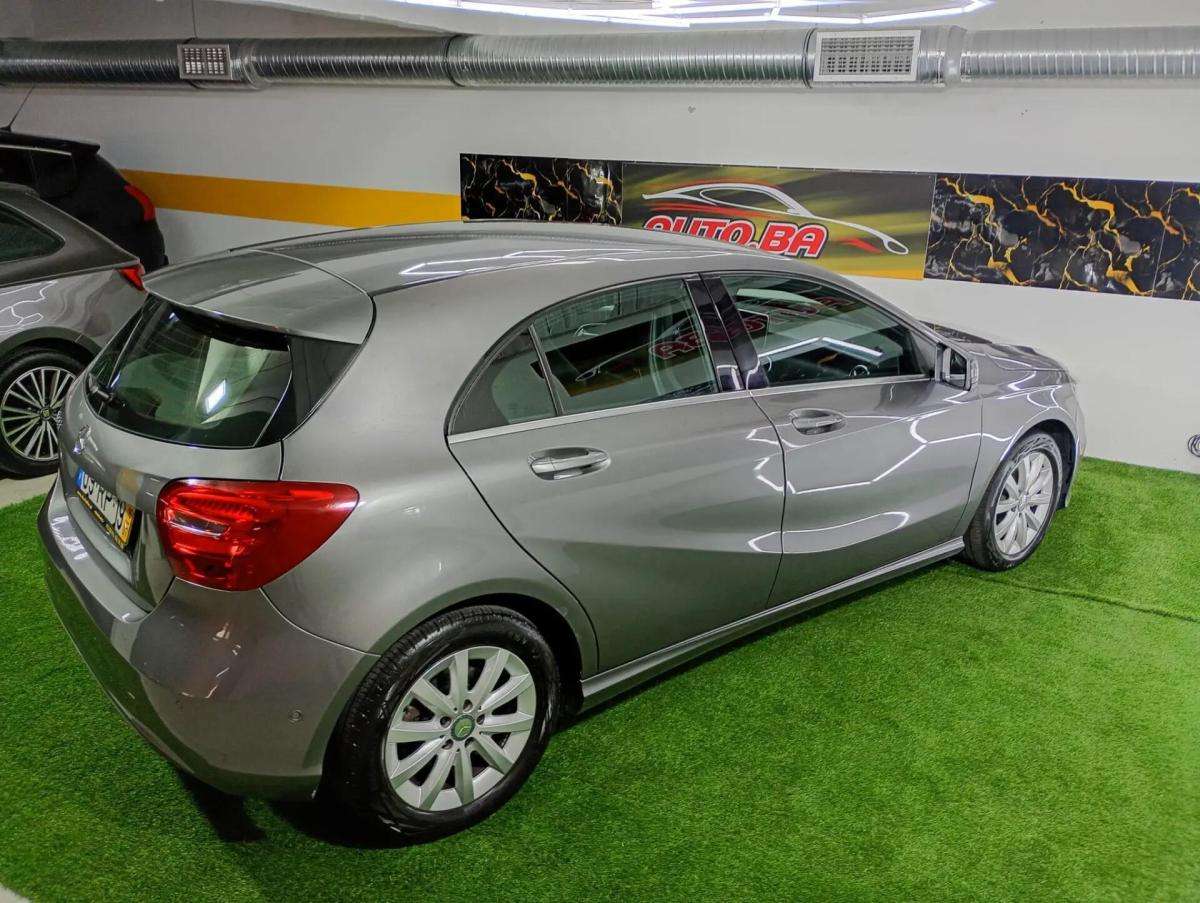 mercedes-benz-180-style-2016-diesel-1461cc