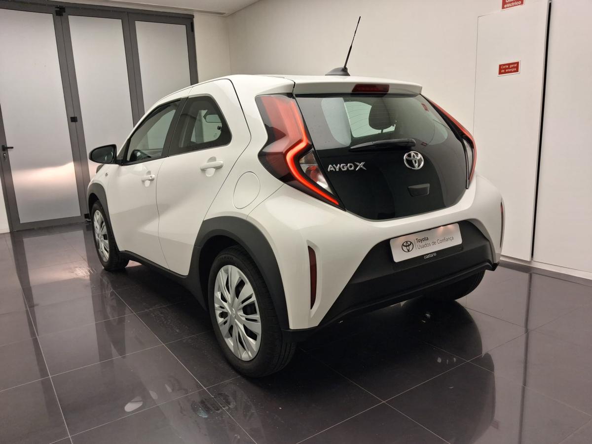toyota-aygo-x-1-0-vvt-i-2024-gasolina-998cc