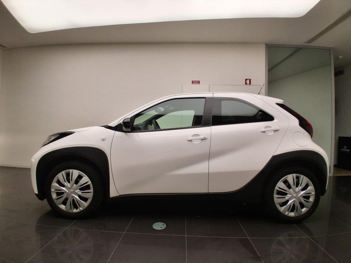 toyota-aygo-x-1-0-vvt-i-2024-gasolina-998cc