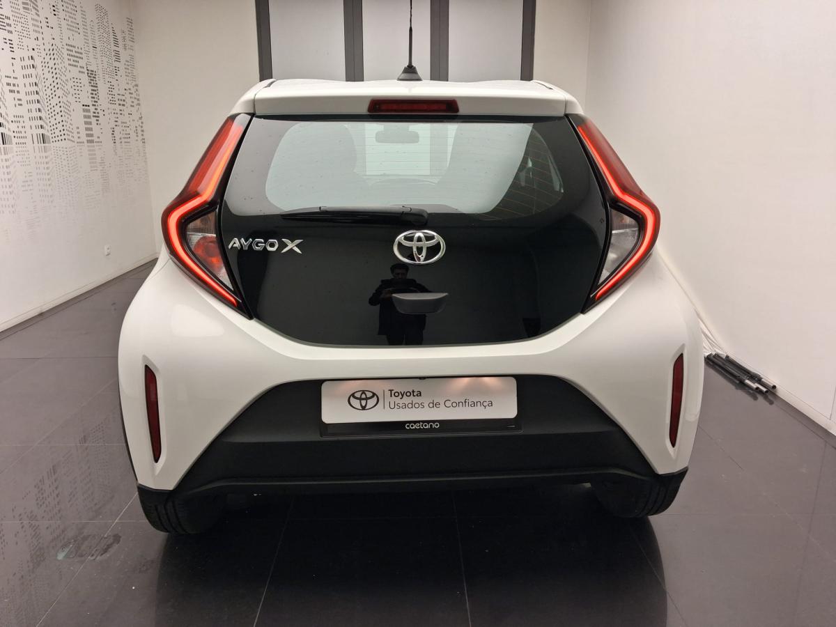 toyota-aygo-x-1-0-vvt-i-2024-gasolina-998cc