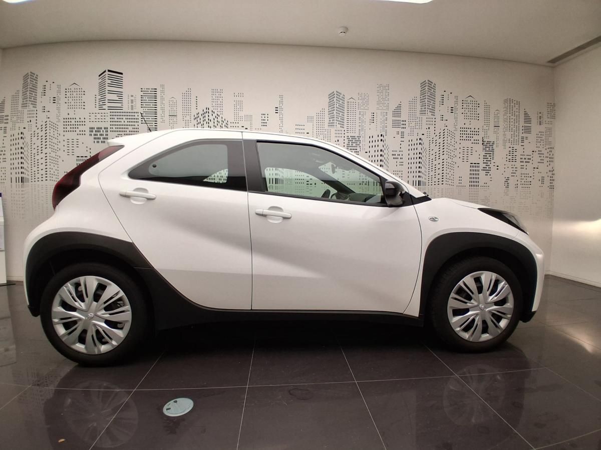 toyota-aygo-x-1-0-vvt-i-2024-gasolina-998cc