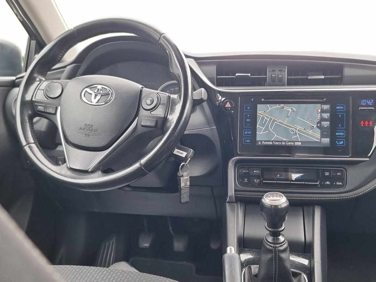 toyota-corolla-1-3-75cv-2016-gasolina-1329cc