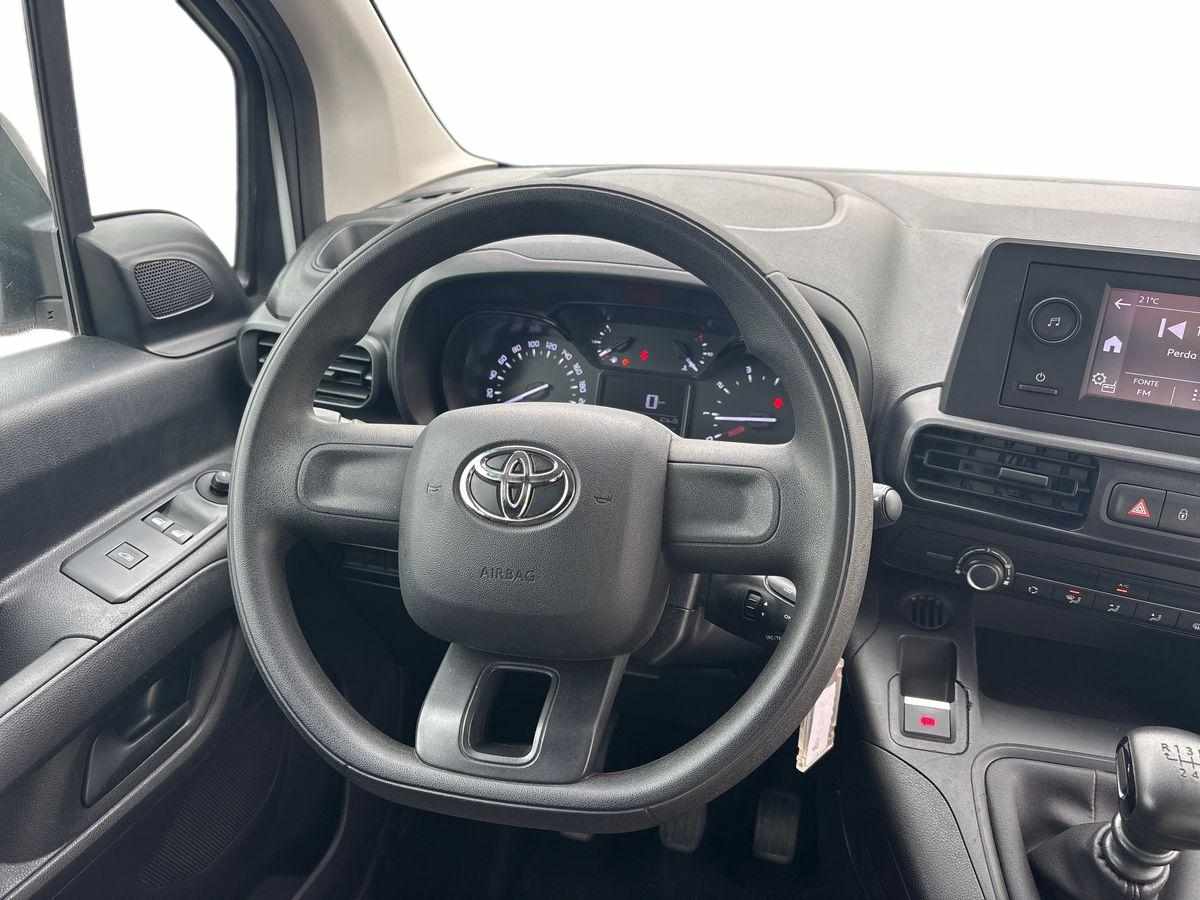 toyota-proace-city-1-5-102cv-2024-diesel-1499cc