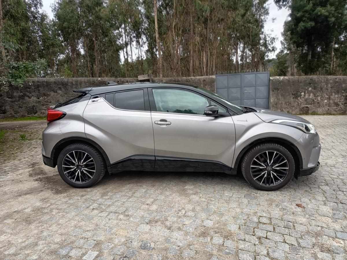 toyota-c-hr-2017-hibrido-a-gasolina-1798cc