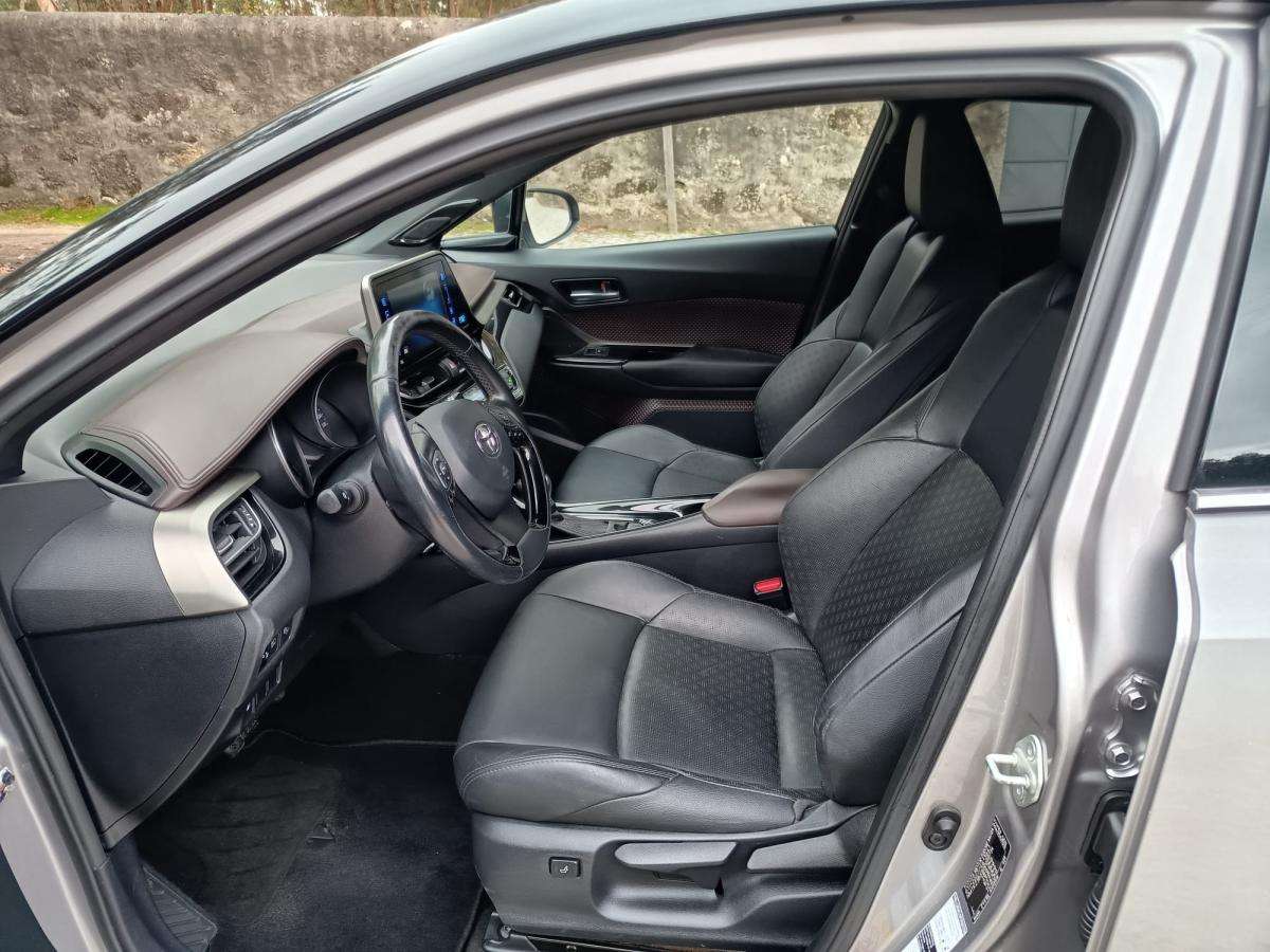 toyota-c-hr-2017-hibrido-a-gasolina-1798cc