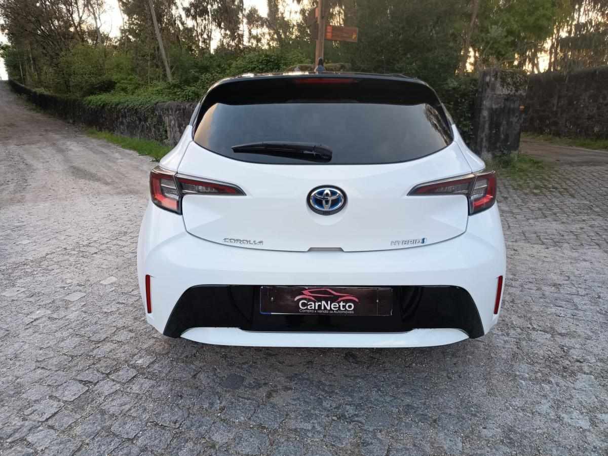 toyota-corolla-2021-hibrido-a-gasolina-1798cc
